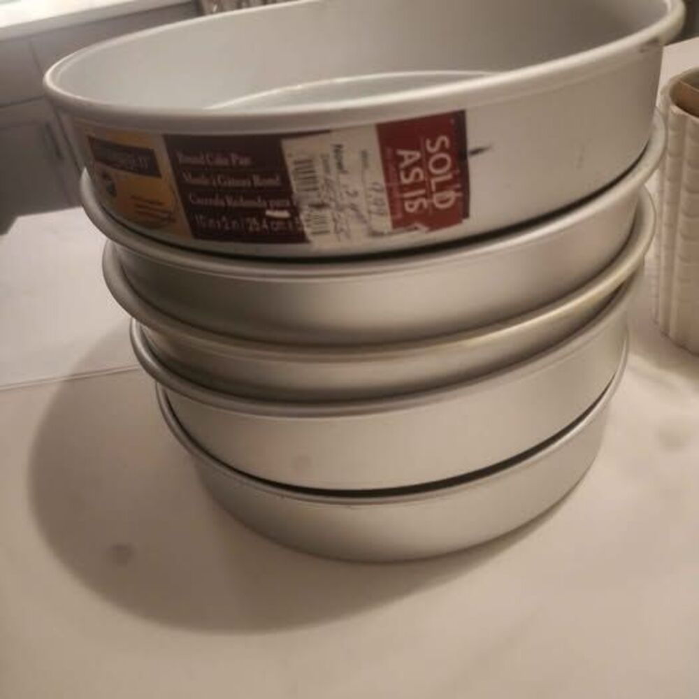 Celebrate It Wilton 10-inch Round Cake Pans - Set of 5